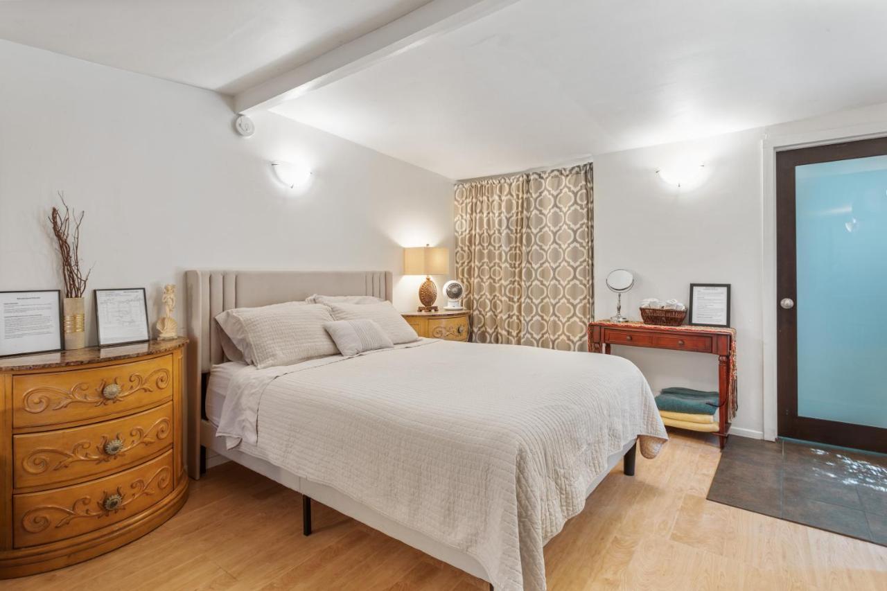 Private Studio City Guest House Los Angeles Exterior photo